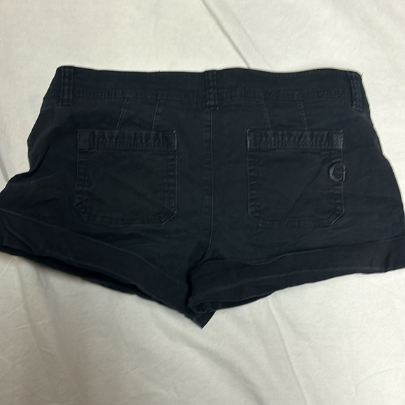 Guess Jean Shorts Low cut 28 “ Waist - Picture 5 of 6